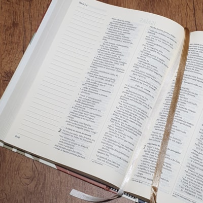 Segunda imagem do produto Bíblia Sagrada Nada Será Capaz  | NVI | Capa Dura com Espaço para Anotações