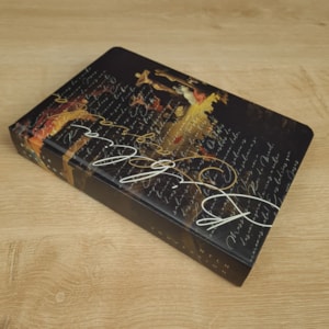 Segunda imagem do produto Bíblia Sagrada | NTLH | You Version | Letra Normal | Capa Dura Calvário