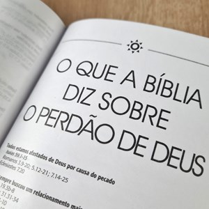 Bíblia Sagrada | NTLH | YouVersion | Capa Dura The Lion Preto e Branco