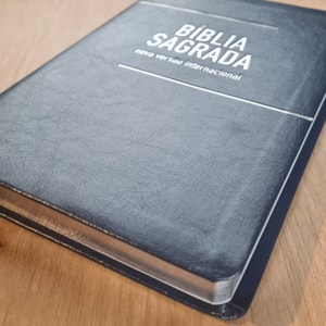 Bíblia Sagrada | NVI | Letra Gigante | Capa Luxo Azul