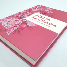 Segunda imagem do produto Bíblia Sagrada | NVT | Letra Normal | Capa Buquê de Flores