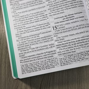 Bíblia Sagrada para Presente com Caixa | ARC | Capa Luxo Branca