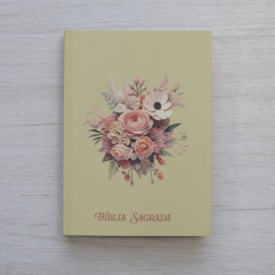 Segunda imagem do produto Bíblia Sagrada Pequena | ARC | Capa Brochura Buquê de Flores