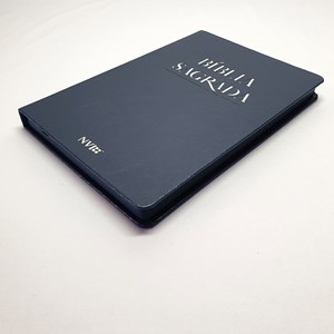 Bíblia Sagrada Slim | NVI | Letra Maior | PU Semi Luxo Azul