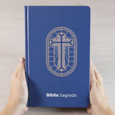 Segunda imagem do produto Bíblia Sagrada Vitral Azul | NVI | Letra Grande | Capa Dura