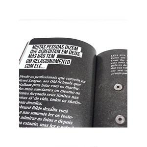 Bíblia Skateboard NVI | Letra Normal | Edição Especial Flexível