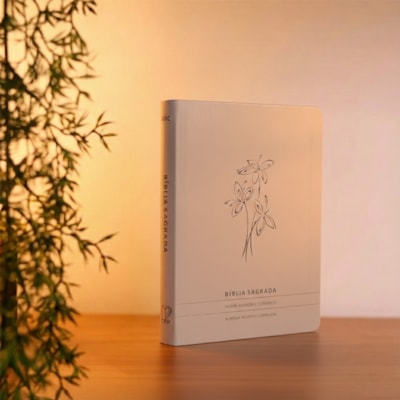 Segunda imagem do produto Bíblia Slim | Letra Normal | ARC | C/ Harpa e Corinhos | Capa Premium Luxo Flores Branca