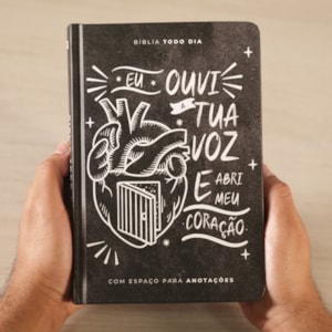 Segunda imagem do produto Bíblia Todo Dia com Espaço para Anotações | AM | Letra Normal | Capa Dura Ouvi a Tua Voz