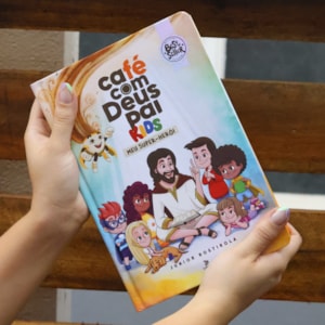 Segunda imagem do produto Café com Deus Pai Kids | Meu Super Heróis | 365 dias | Junior Rostirola