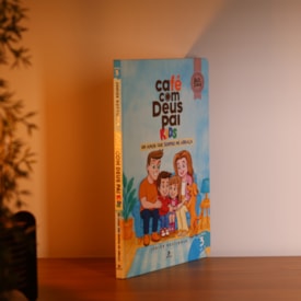 Segunda imagem do produto Café com Deus Pai Kids | Um Amor que Sempre Me Abraça | Júnior Rostirola | Vol. 3
