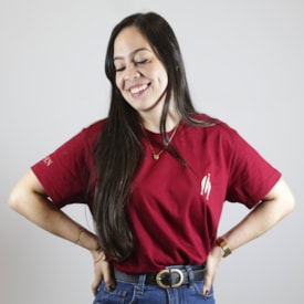 Segunda imagem do produto Camiseta As Pessoas Devem Saber | Vermelha | Unissex | The Chosen GG