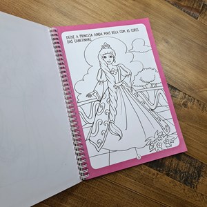 Colorindo Com as Princesas | Com Adesivos e 4 Canetas Coloridas