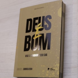 Segunda imagem do produto Devocional Deus é Bom 2025 | Carlos e Danicolly Damasceno