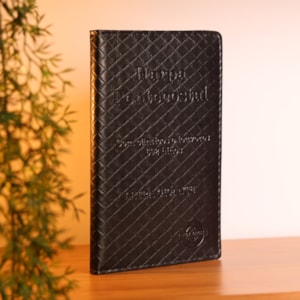 Segunda imagem do produto Harpa Pentecostal | Letra Gigante | 692 Hinos | Capa Luxo Baixo Relevo