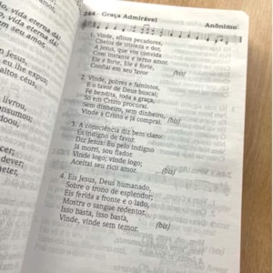 Segunda imagem do produto Hinário Cantor Cristão Com Letra | Grande | Capa Brochura Candy Tiffany
