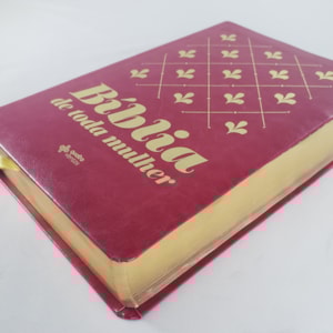 Segunda imagem do produto Kit de Toda Mulher | Bíblia Pink e Devocional