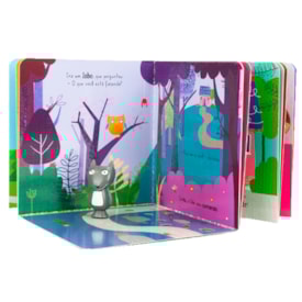 Segunda imagem do produto Livro Com Cenário Chapeuzinho Vermelho | Com 4 Personagens