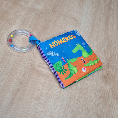 Segunda imagem do produto Livro Pano Números | Vamos Brincar e Aprender