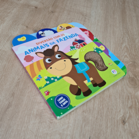 Segunda imagem do produto Livro Toque e Sinta | Diversão com os Animais da Fazenda