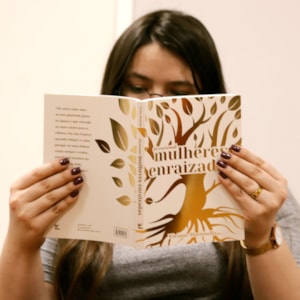 Segunda imagem do produto Mulheres Enraizadas | Viviane Martinello