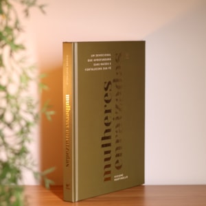 Segunda imagem do produto Mulheres Enraizadas | Vivivane Martinello | Edição Capa Dura Luxo