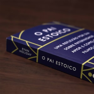 O Pai Estoico | 
Ryan Holiday