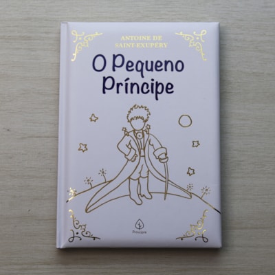 Segunda imagem do produto O Pequeno Príncipe | Capa Almofadada Branca