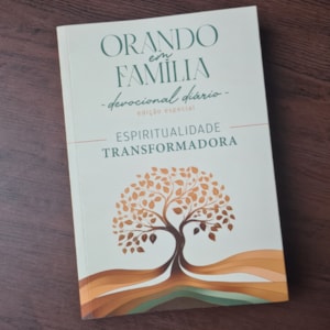 Segunda imagem do produto Orando em Família | Devocional Diário | Edição Especial