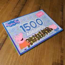 Segunda imagem do produto Peppa Pig | Prancheta para Colorir com 1500 Adesivos e Muita Diversão