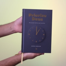 Segunda imagem do produto Priorize Deus 2025 | Devocionais diários para 365 dias | Michel Simplicio