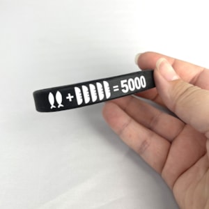 Segunda imagem do produto Pulseira de Silicone The Chosen 2+5=5000 | Preta