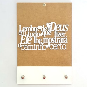 Quadro Porta Chaves | Lembre de Deus em tudo | Branco